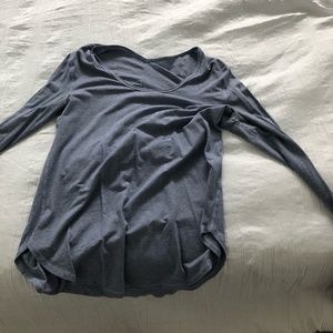 Long sleeve lululemon shirt